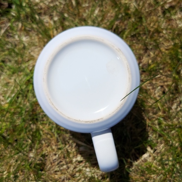 Shark Mug Don't Tell Me To Smile white gray pink coffee cup - Picture 4 of 4